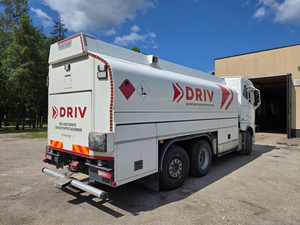 Volvo FH540 6x2 ADR - Cisternové vozidlo: obrázek 4 Volvo FH540 6x2 ADR - Cisternové vozidlo: obrázek 4