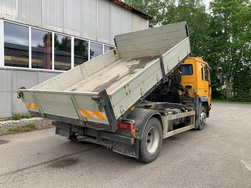 Volvo FL615 + HIAB 027-2 - Sklápěč: obrázek 4 Volvo FL615 + HIAB 027-2 - Sklápěč: obrázek 4
