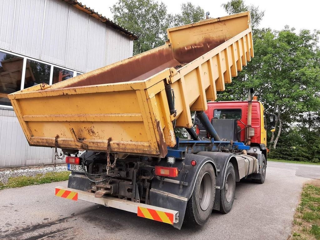 Volvo FM12 460 6X2 JOAB 338kW - Hákový nosič kontejnerů: obrázek 3 Volvo FM12 460 6X2 JOAB 338kW - Hákový nosič kontejnerů: obrázek 3