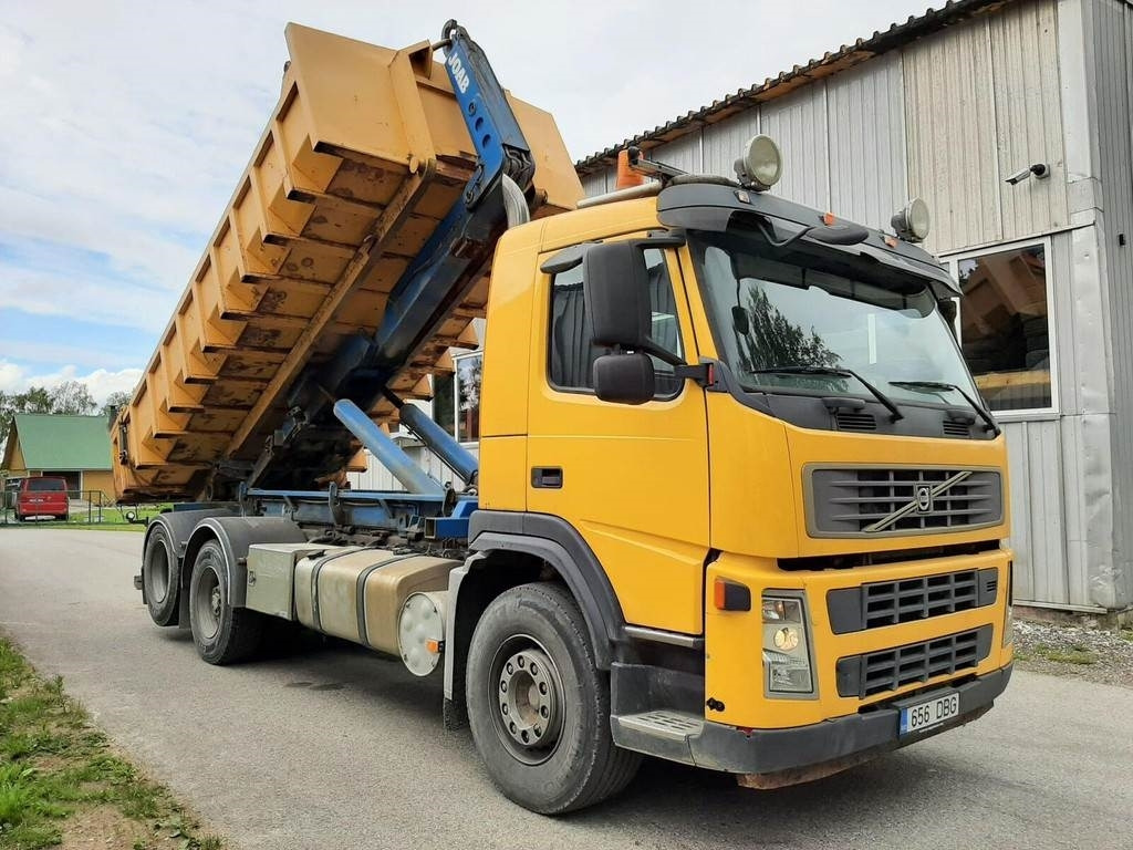 Volvo FM12 460 6X2 JOAB 338kW - Hákový nosič kontejnerů: obrázek 4 Volvo FM12 460 6X2 JOAB 338kW - Hákový nosič kontejnerů: obrázek 4