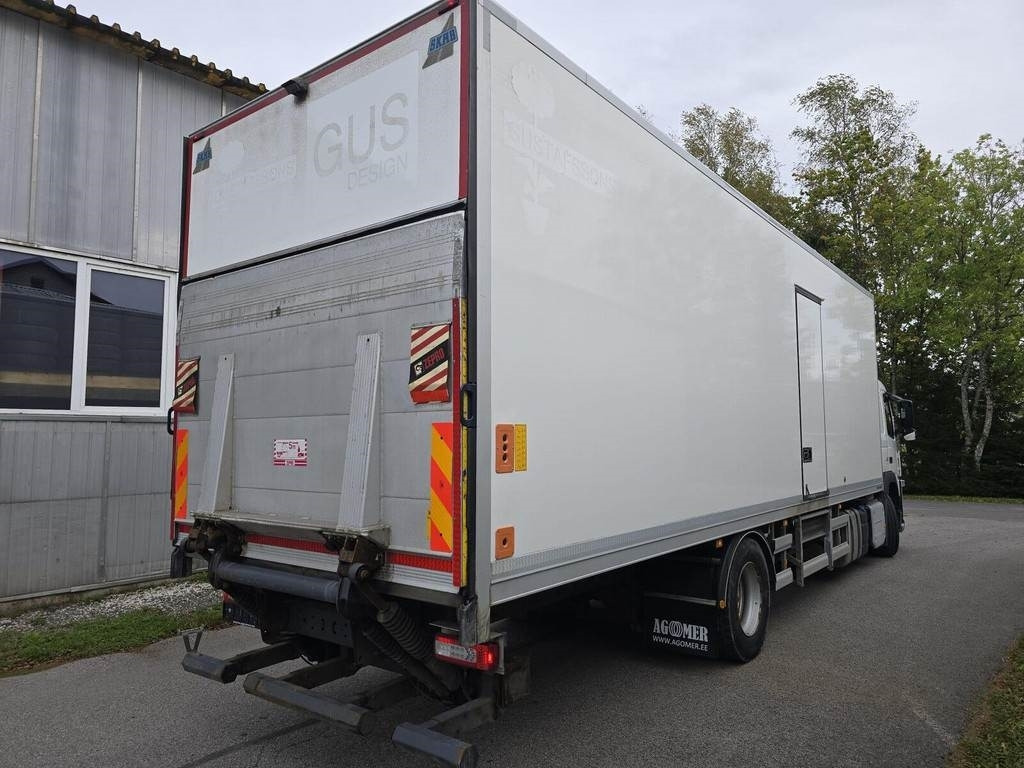 Volvo FM330 4X2  - Skříňový nákladní auto: obrázek 4 Volvo FM330 4X2  - Skříňový nákladní auto: obrázek 4