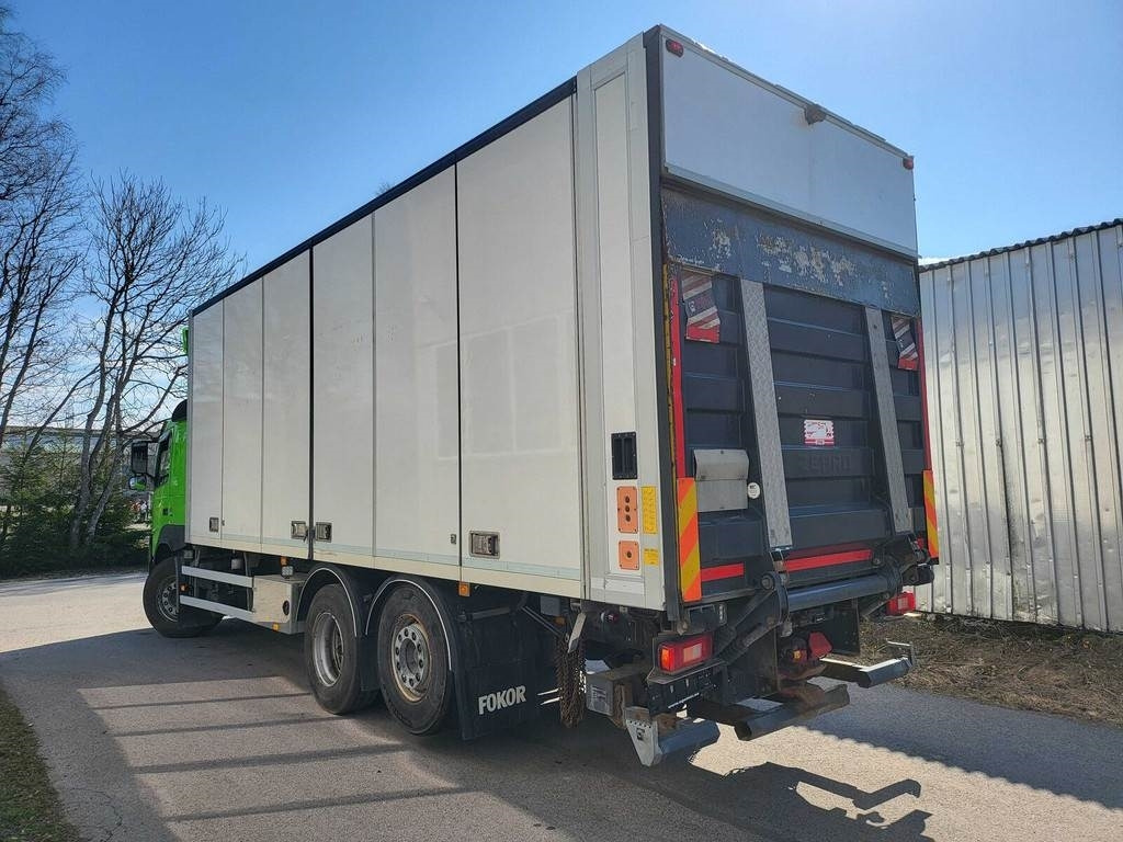 Volvo FM410 6X2 CARRIER SIDEOPENING  - Chladírenský nákladní automobil: obrázek 5 Volvo FM410 6X2 CARRIER SIDEOPENING  - Chladírenský nákladní automobil: obrázek 5