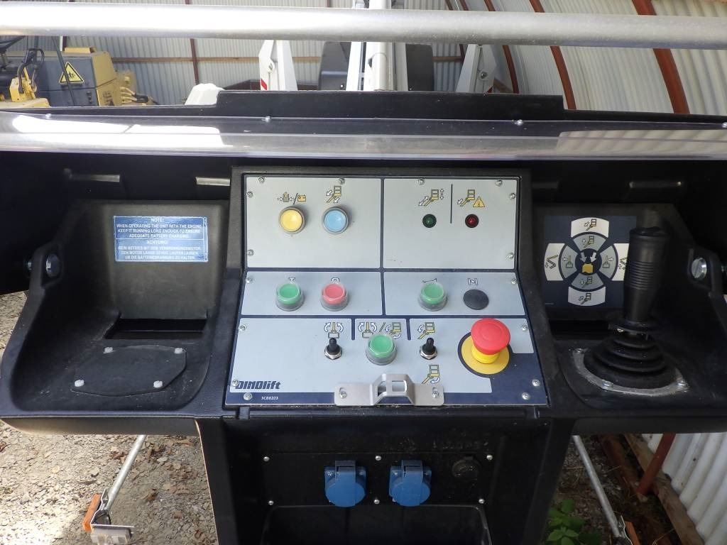 Dino 180 XT II - Přívěsná plošina: obrázek 5 Dino 180 XT II - Přívěsná plošina: obrázek 5