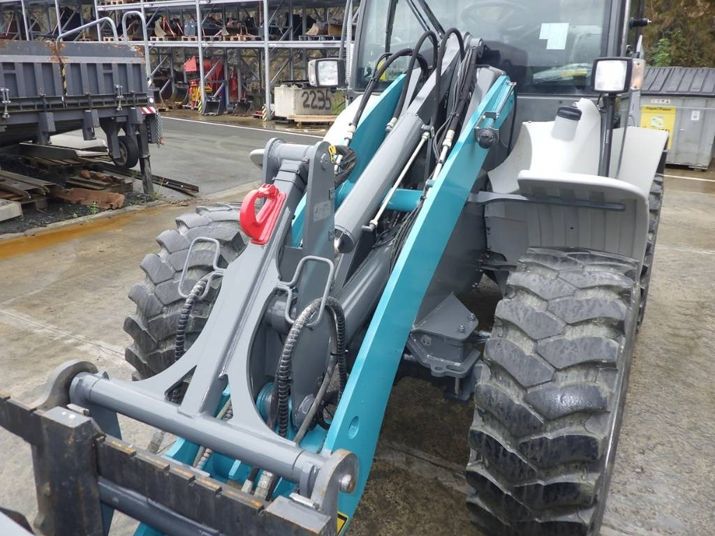 Kramer 8115  - Kolový nakladač: obrázek 3 Kramer 8115  - Kolový nakladač: obrázek 3