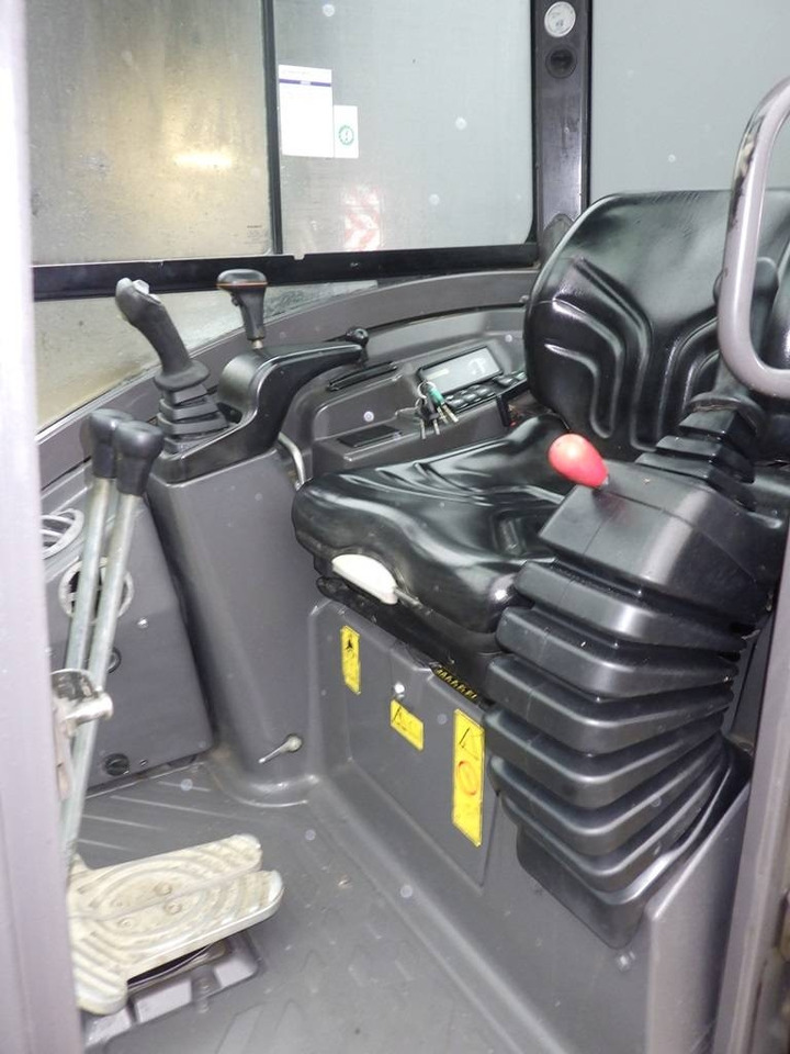 Mini rýpadlo Volvo EC 20 D: obrázek 9