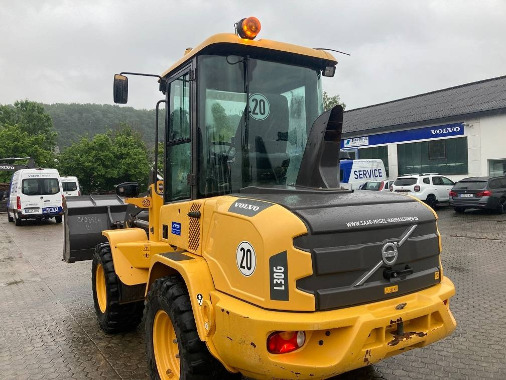 Volvo L 30 G - Kolový nakladač: obrázek 4 Volvo L 30 G - Kolový nakladač: obrázek 4