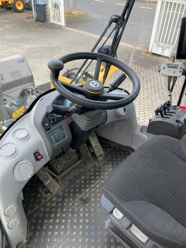 Kolový nakladač Volvo L 70 H: obrázek 9
