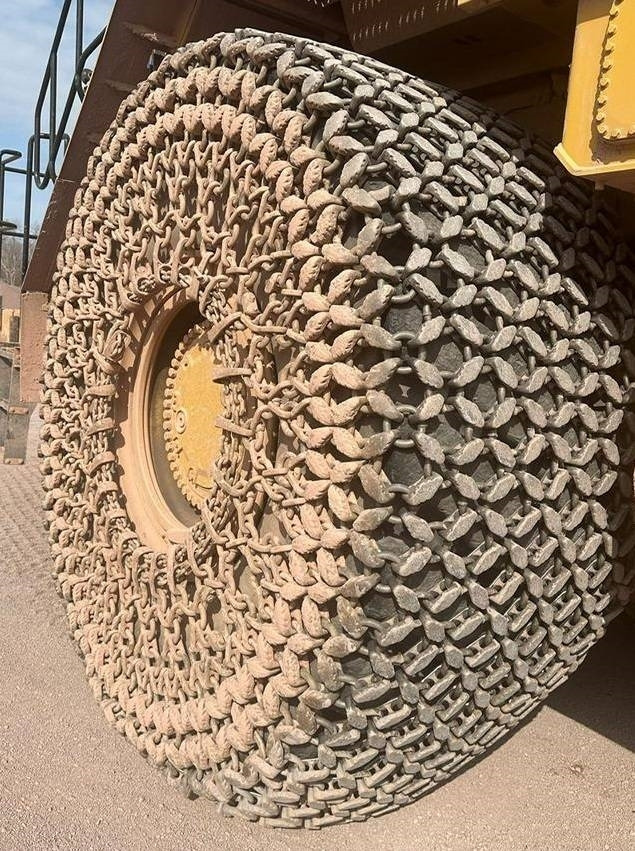 4 x Chains for wheel size 45/65R39 - Pneumatiky pro Stavební technika: obrázek 2 4 x Chains for wheel size 45/65R39 - Pneumatiky pro Stavební technika: obrázek 2