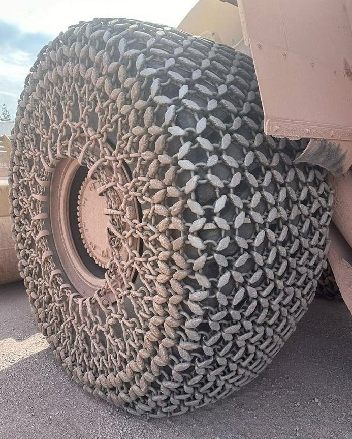 4 x Chains for wheel size 45/65R39 - Pneumatiky pro Stavební technika: obrázek 3 4 x Chains for wheel size 45/65R39 - Pneumatiky pro Stavební technika: obrázek 3