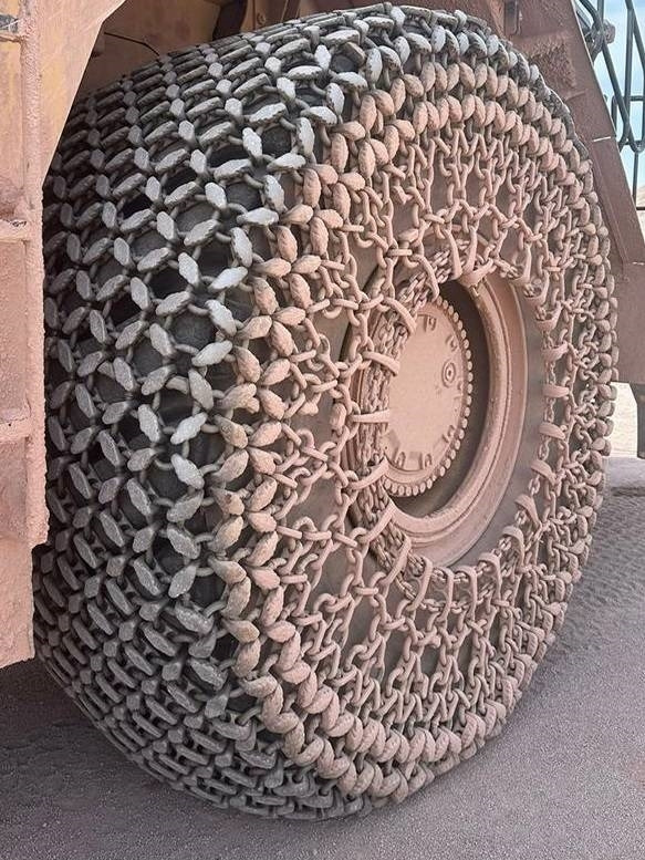4 x Chains for wheel size 45/65R39 - Pneumatiky pro Stavební technika: obrázek 4 4 x Chains for wheel size 45/65R39 - Pneumatiky pro Stavební technika: obrázek 4