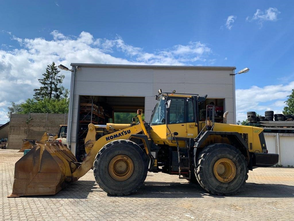 Komatsu WA 480-6 - Kolový nakladač: obrázek 2 Komatsu WA 480-6 - Kolový nakladač: obrázek 2