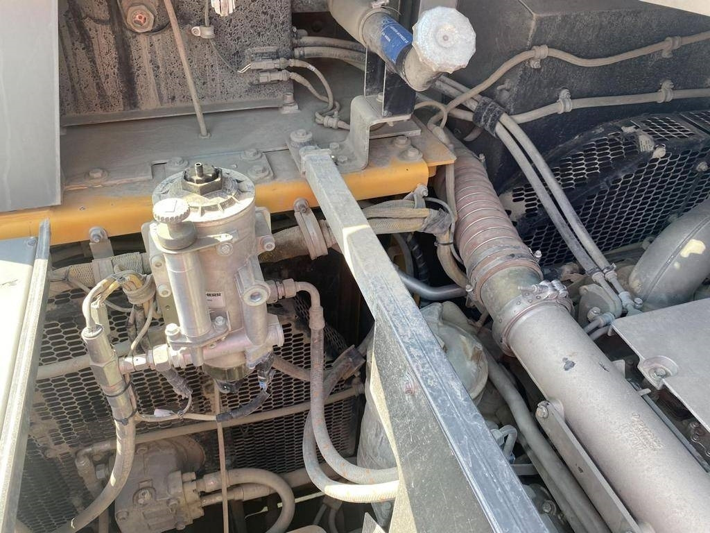 Pásové rýpadlo Liebherr R 976 HD: obrázek 13 Pásové rýpadlo Liebherr R 976 HD: obrázek 13