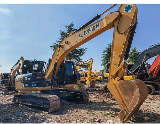 2019 Caterpillar 323D2L - Pásové rýpadlo: obrázek 1 2019 Caterpillar 323D2L - Pásové rýpadlo: obrázek 1