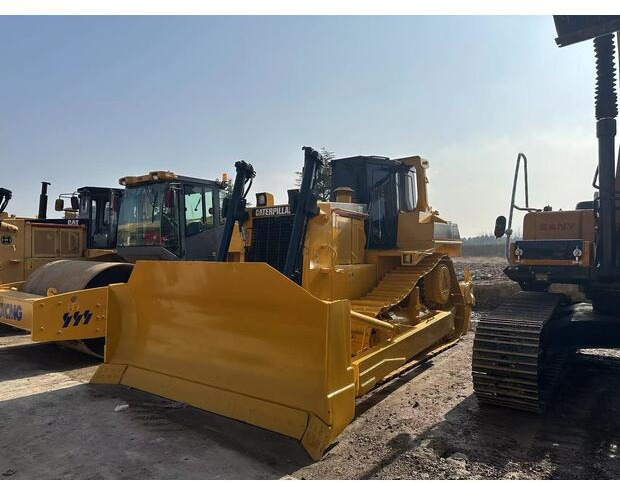 Buldozer 2020 Caterpillar D8R: obrázek 6