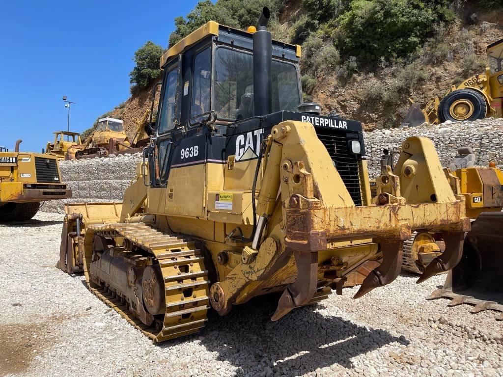 Pásový nakladač CAT 963B: obrázek 9