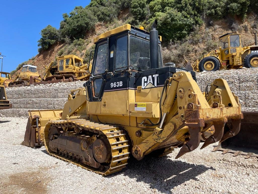 Pásový nakladač CAT 963B: obrázek 14