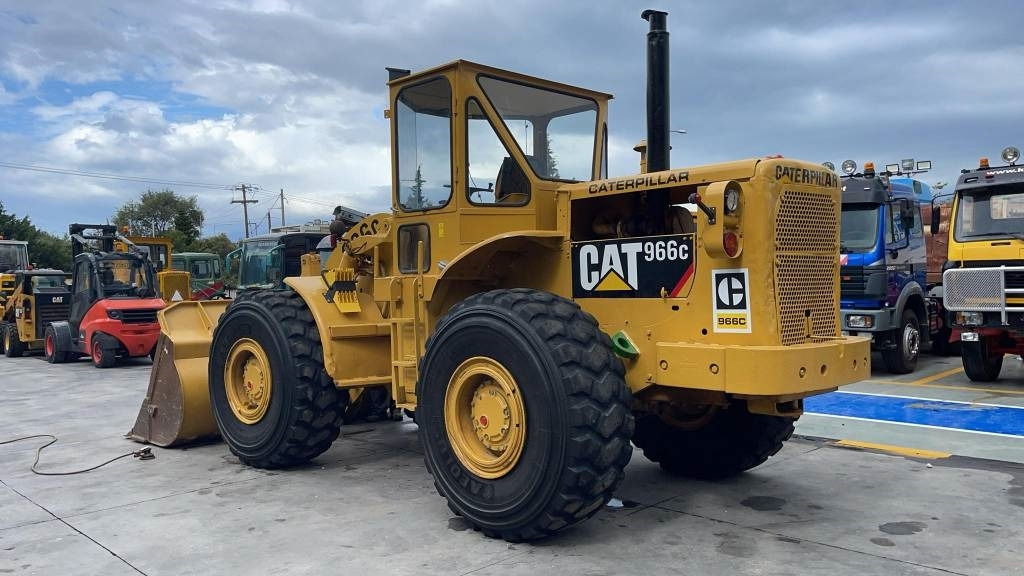 CAT 966 C - Kolový nakladač: obrázek 2 CAT 966 C - Kolový nakladač: obrázek 2