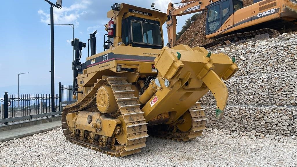 Buldozer CAT D 9 N: obrázek 7