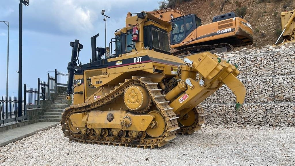 Buldozer CAT D 9 N: obrázek 11