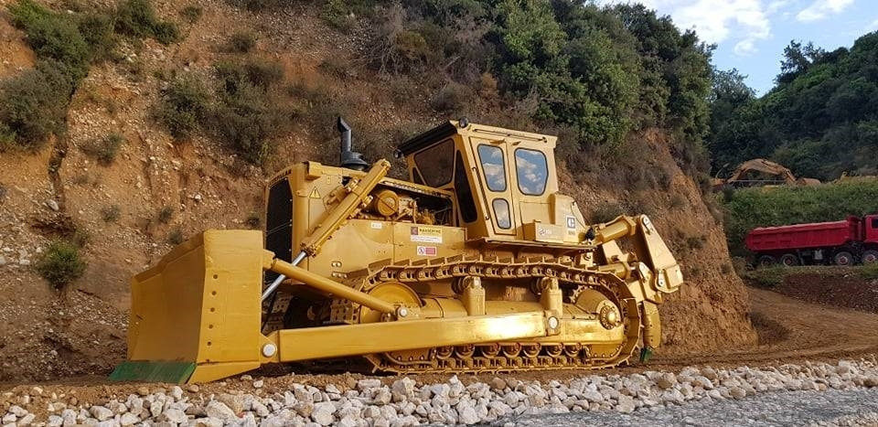 CAT D9G - Buldozer: obrázek 1 CAT D9G - Buldozer: obrázek 1