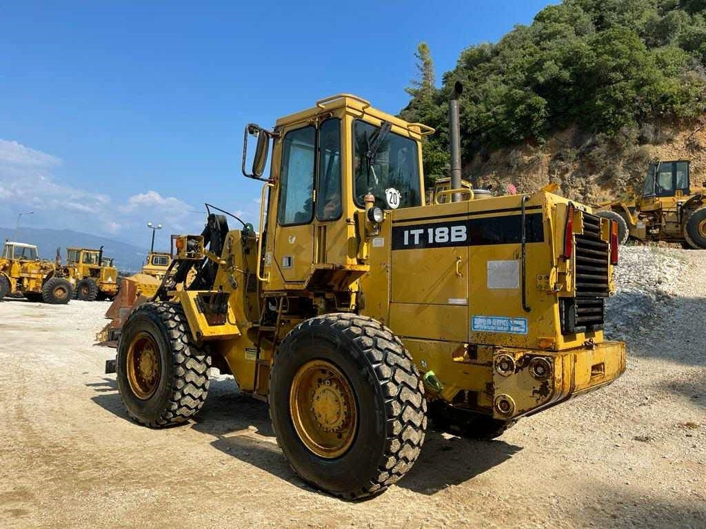 Kolový nakladač CAT IT 18 B: obrázek 15