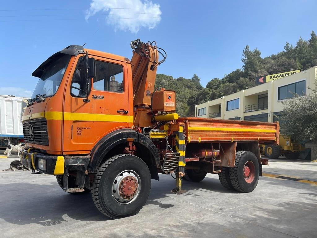 Mercedes-Benz 1626K - Auto s hydraulickou rukou: obrázek 1 Mercedes-Benz 1626K - Auto s hydraulickou rukou: obrázek 1