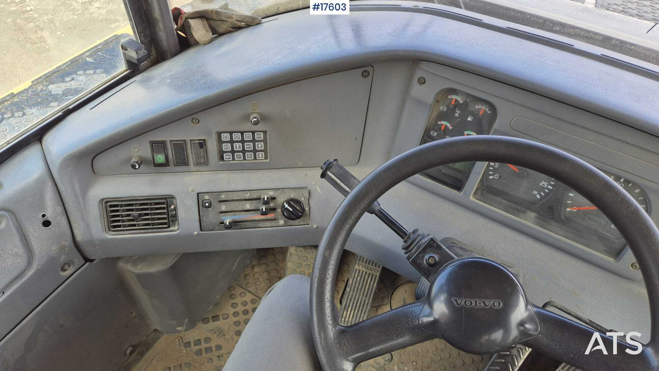 Kloubový sklápěč 2002 Volvo A30D: obrázek 20