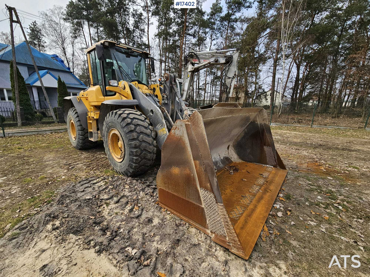 2011 Volvo L120F - Kolový nakladač: obrázek 2 2011 Volvo L120F - Kolový nakladač: obrázek 2