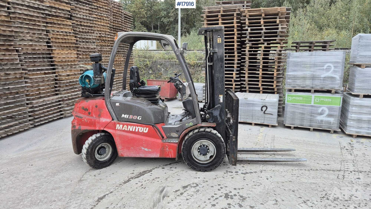 2015 Manitou MI 30 G - Plynový vysokozdvižný vozík: obrázek 2 2015 Manitou MI 30 G - Plynový vysokozdvižný vozík: obrázek 2