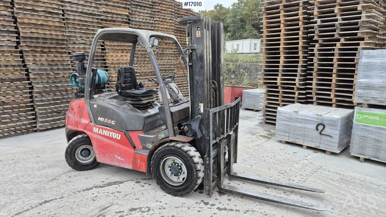2015 Manitou MI 30 G - Plynový vysokozdvižný vozík: obrázek 5 2015 Manitou MI 30 G - Plynový vysokozdvižný vozík: obrázek 5