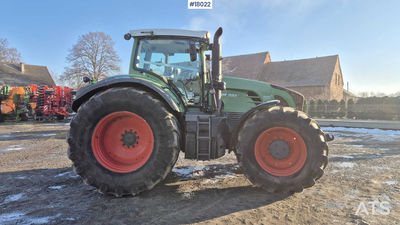 FENDT 933 Vario agricultural tractor (2015) - Traktor: obrázek 5 FENDT 933 Vario agricultural tractor (2015) - Traktor: obrázek 5