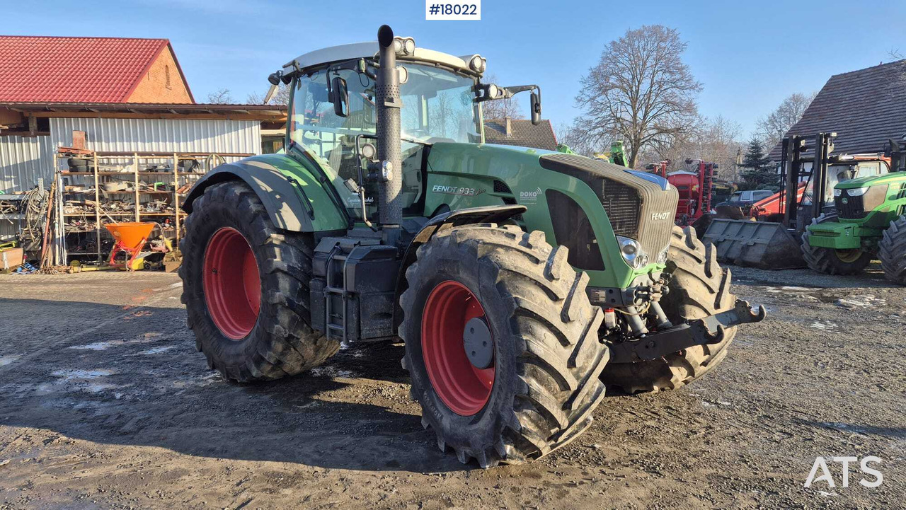 FENDT 933 Vario agricultural tractor (2015) - Traktor: obrázek 1 FENDT 933 Vario agricultural tractor (2015) - Traktor: obrázek 1