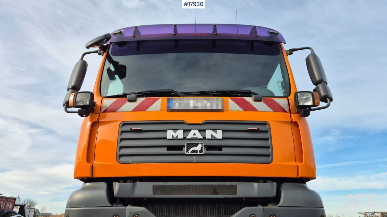 Tipper/sand spreader MAN TGA 18.320 (2007) - Jiná technika: obrázek 3 Tipper/sand spreader MAN TGA 18.320 (2007) - Jiná technika: obrázek 3