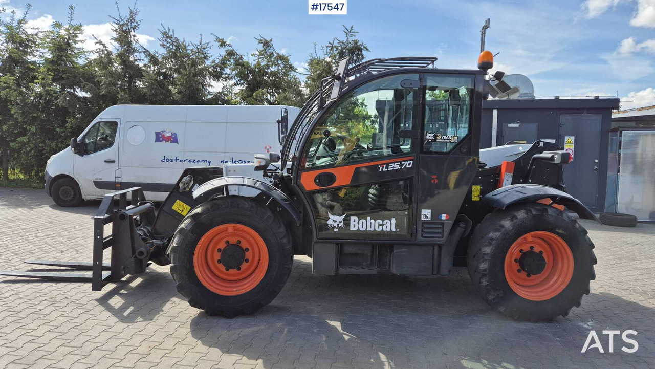Telescopic wheel loaders BOBCAT TL35-70 (2018) - Teleskopický manipulátor: obrázek 3 Telescopic wheel loaders BOBCAT TL35-70 (2018) - Teleskopický manipulátor: obrázek 3