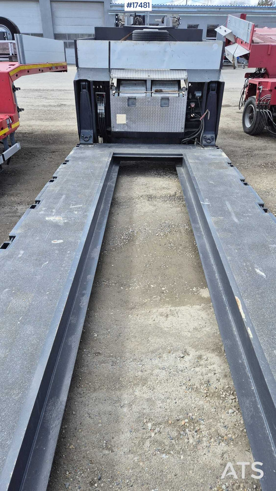Podvalníkový návěs Tiefbett DOLL PANTHER T2E-S3F-21 low-bed semi-trailer (2015): obrázek 20