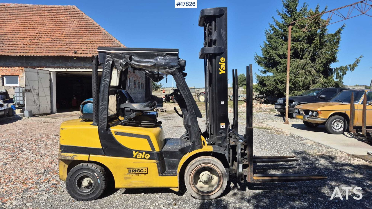 YALE GLP35VX Forklift (2017) - Plynový vysokozdvižný vozík: obrázek 2 YALE GLP35VX Forklift (2017) - Plynový vysokozdvižný vozík: obrázek 2
