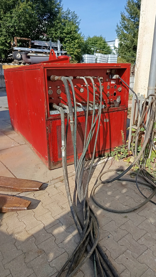 Diverse Bohrtechnik aus Firmenauflösung - Horizontálni vrty: obrázek 3 Diverse Bohrtechnik aus Firmenauflösung - Horizontálni vrty: obrázek 3