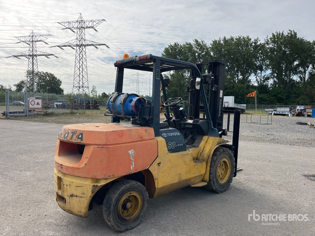 2006 Toyota 02-7FGA50 Forklift - Vysokozdvižný vozík: obrázek 3 2006 Toyota 02-7FGA50 Forklift - Vysokozdvižný vozík: obrázek 3