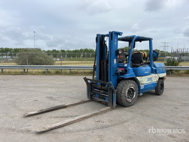 2008 Toyota 02-7FGA45 Forklift - Vysokozdvižný vozík: obrázek 2 2008 Toyota 02-7FGA45 Forklift - Vysokozdvižný vozík: obrázek 2