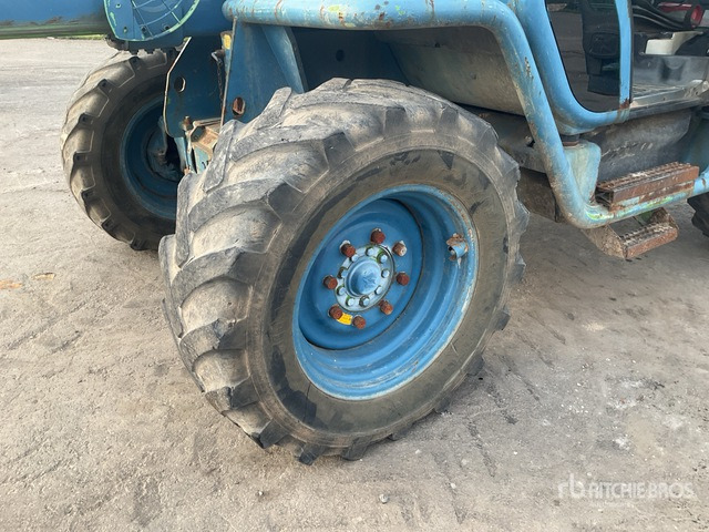 2010 Merlo P34.10 Verreiker - Teleskopický manipulátor: obrázek 5 2010 Merlo P34.10 Verreiker - Teleskopický manipulátor: obrázek 5