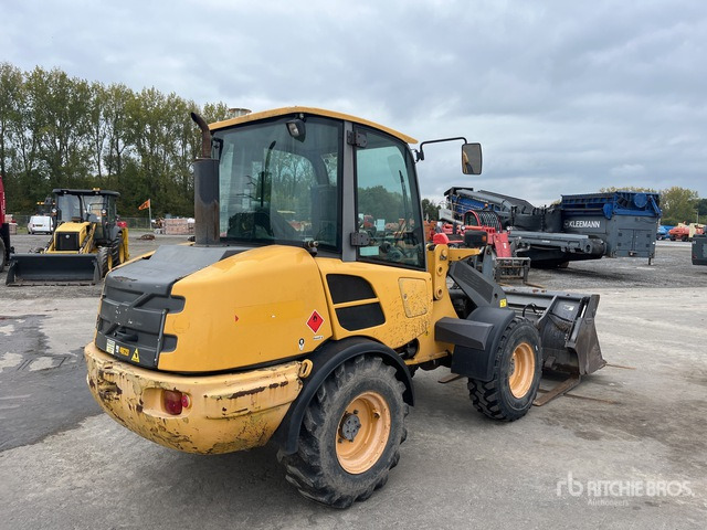 2013 Volvo L25F-Z Wiellader - Kolový nakladač: obrázek 3 2013 Volvo L25F-Z Wiellader - Kolový nakladač: obrázek 3