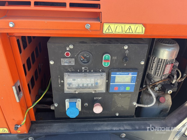 2015 Generac Mobile VB-9 Light Tower - Osvětlovací stožár: obrázek 5 2015 Generac Mobile VB-9 Light Tower - Osvětlovací stožár: obrázek 5