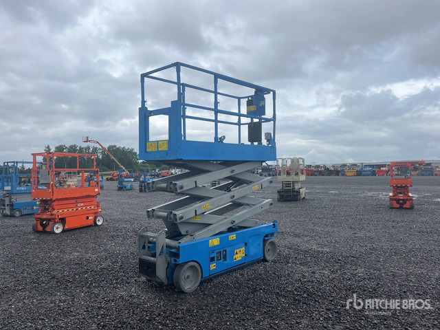 2015 Genie GS-2032 Electric Scissor Lift - Nůžková plošina: obrázek 3 2015 Genie GS-2032 Electric Scissor Lift - Nůžková plošina: obrázek 3