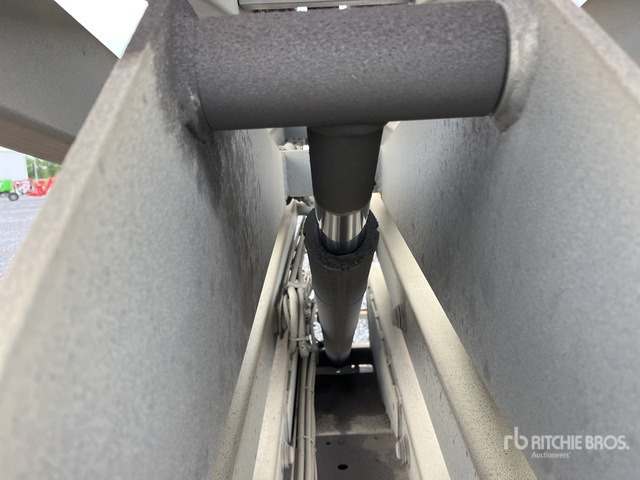 2015 Genie GS-3246 Electric Scissor Lift - Nůžková plošina: obrázek 5 2015 Genie GS-3246 Electric Scissor Lift - Nůžková plošina: obrázek 5