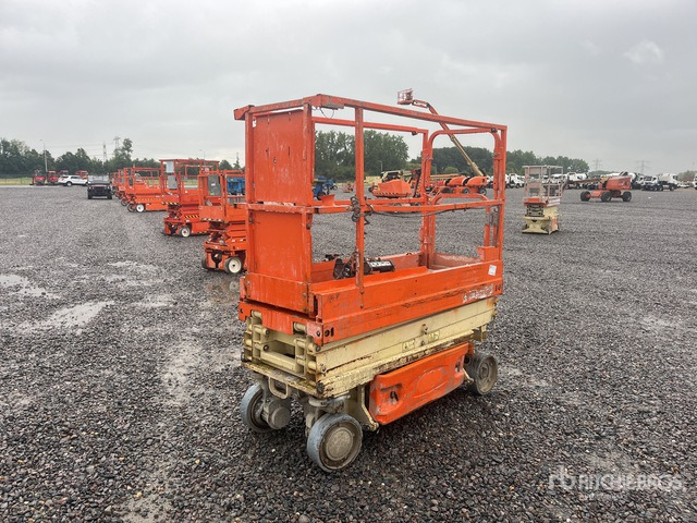 2015 JLG 1930ES Electric Scissor Lift - Nůžková plošina: obrázek 1 2015 JLG 1930ES Electric Scissor Lift - Nůžková plošina: obrázek 1
