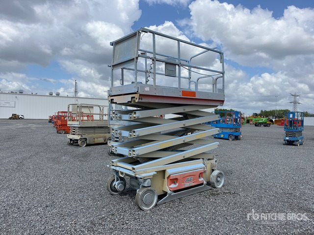 2015 JLG 2646 Electric Scissor Lift - Nůžková plošina: obrázek 2 2015 JLG 2646 Electric Scissor Lift - Nůžková plošina: obrázek 2