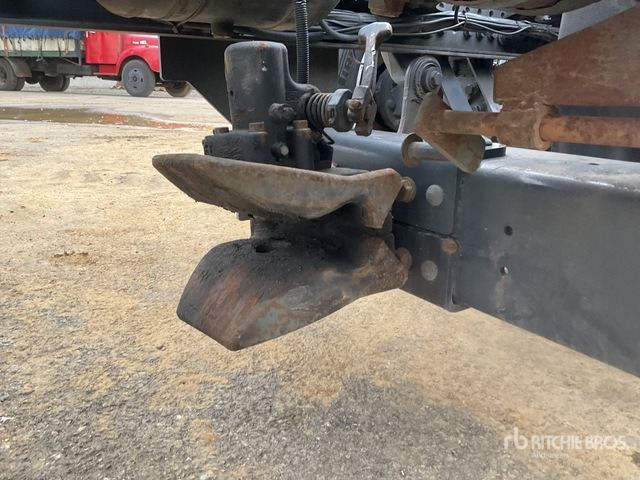 2015 Mercedes-Benz 2542 6x2 (Inoperable) Cab and Chassis - Podvozek s kabinou: obrázek 5 2015 Mercedes-Benz 2542 6x2 (Inoperable) Cab and Chassis - Podvozek s kabinou: obrázek 5