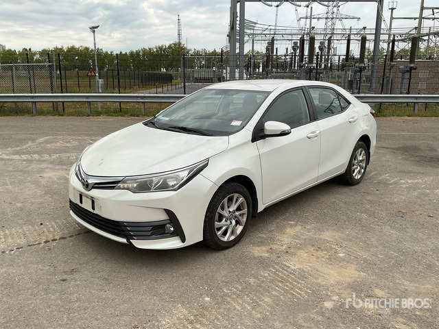 2017 Toyota Corolla Automobile - Osobní auto: obrázek 2 2017 Toyota Corolla Automobile - Osobní auto: obrázek 2
