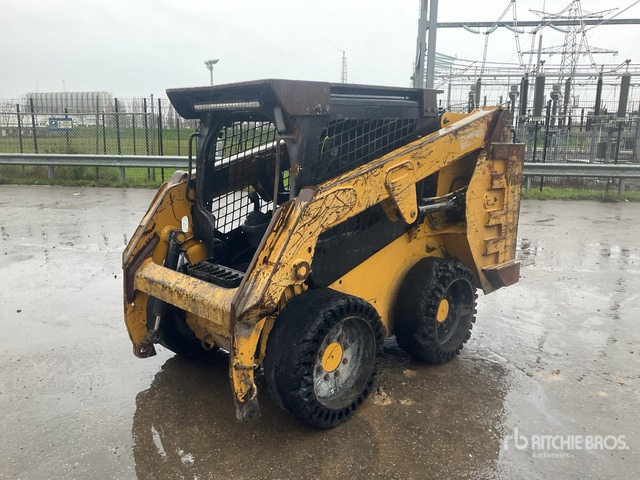 2018 Cat 226D (Inoperable) Skid Steer Loader - Smykový nakladač: obrázek 1 2018 Cat 226D (Inoperable) Skid Steer Loader - Smykový nakladač: obrázek 1