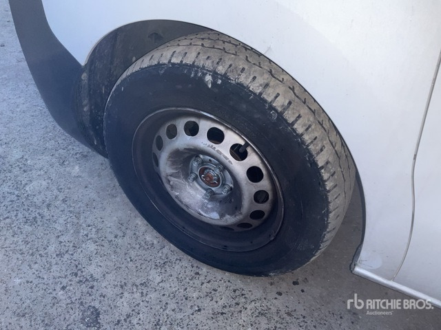 2023 Opel Vivaro Passenger Van - Minibus, Mikrobus: obrázek 5 2023 Opel Vivaro Passenger Van - Minibus, Mikrobus: obrázek 5